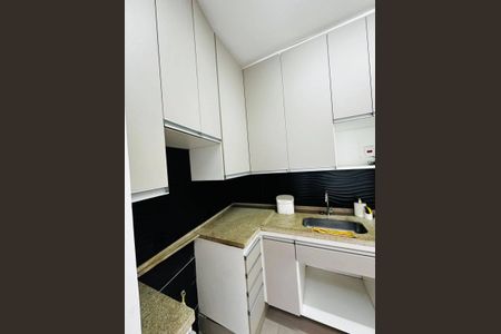 Casa à venda com 100m², 3 quartos e 2 vagas