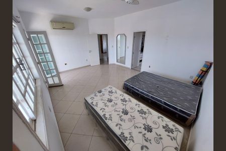 Casa para alugar com 270m², 5 quartos e 5 vagas Casa para alugar com 270m², 5 quartos e 5 vagasQuarto