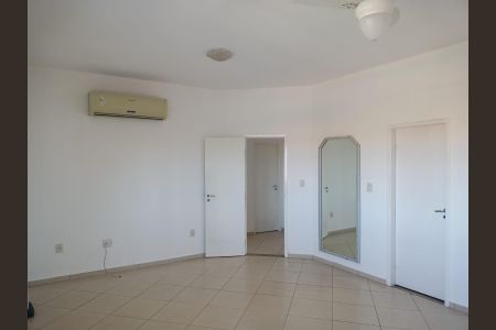 Casa para alugar com 270m², 5 quartos e 5 vagas Casa para alugar com 270m², 5 quartos e 5 vagasQuarto