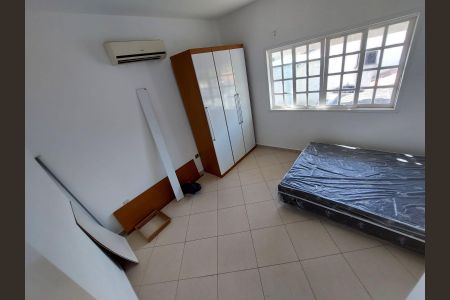 Casa para alugar com 270m², 5 quartos e 5 vagas Casa para alugar com 270m², 5 quartos e 5 vagasQuarto