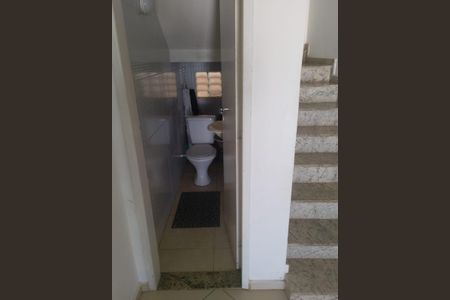 Casa para alugar com 270m², 5 quartos e 5 vagas Casa para alugar com 270m², 5 quartos e 5 vagasLavabo