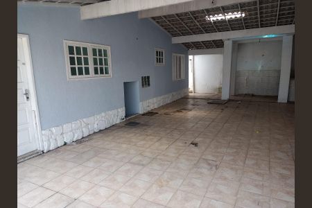 Casa para alugar com 270m², 5 quartos e 5 vagas Casa para alugar com 270m², 5 quartos e 5 vagasÁrea Comum