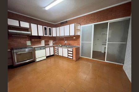 Casa à venda com 200m², 4 quartos e 2 vagasCozinha