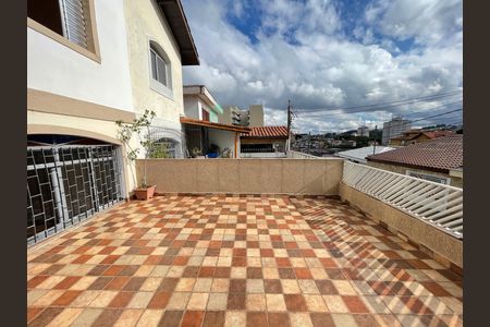 Casa à venda com 200m², 4 quartos e 2 vagasVaranda