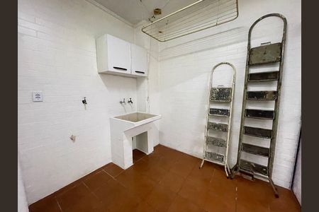 Casa à venda com 200m², 4 quartos e 2 vagasÁrea de Serviço