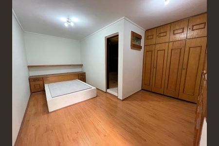 Casa à venda com 200m², 4 quartos e 2 vagasQuarto 3