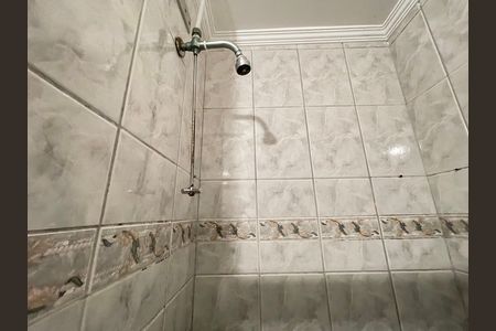 Casa à venda com 200m², 4 quartos e 2 vagasBanheiro 2