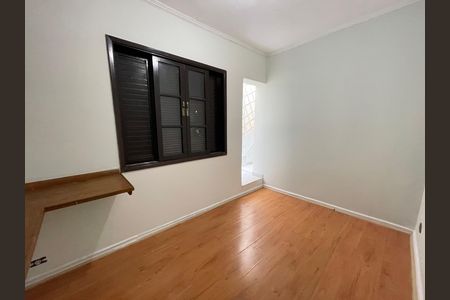 Casa à venda com 200m², 4 quartos e 2 vagasQuarto 2