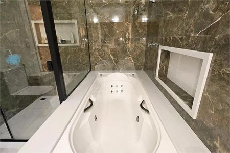 Casa à venda com 4 quartos, 236m² em Medeiros, Jundiaí