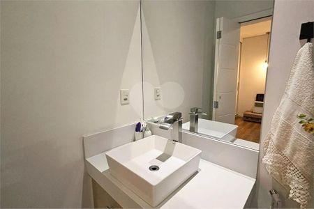 Casa à venda com 4 quartos, 236m² em Medeiros, Jundiaí