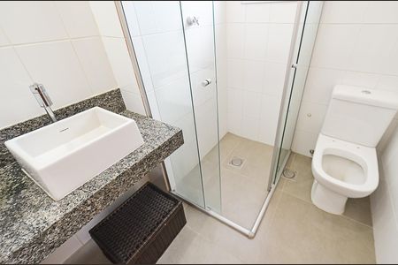 Apartamento à venda com 67m², 2 quartos e 2 vagas Apartamento à venda com 67m², 2 quartos e 2 vagasBanheiro Social