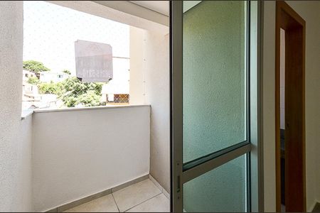 Apartamento à venda com 67m², 2 quartos e 2 vagas Apartamento à venda com 67m², 2 quartos e 2 vagasVaranda Suíte