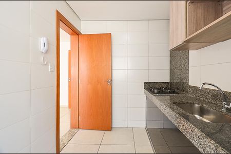 Apartamento à venda com 67m², 2 quartos e 2 vagas Apartamento à venda com 67m², 2 quartos e 2 vagasCozinha