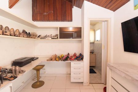 Casa de condomínio para alugar com 90m², 3 quartos e 2 vagas Casa de condomínio para alugar com 90m², 3 quartos e 2 vagasQuarto Suíte