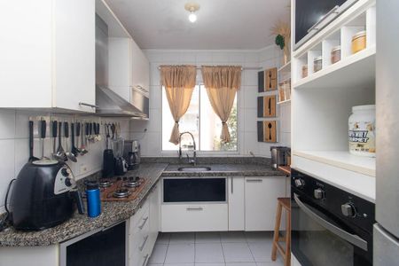 Casa de condomínio para alugar com 90m², 3 quartos e 2 vagas Casa de condomínio para alugar com 90m², 3 quartos e 2 vagasCozinha