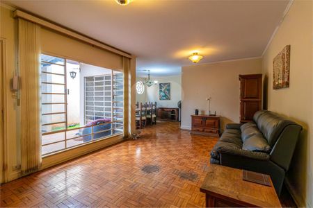 Casa à venda com 3 quartos, 193m² em Vila Campo Grande, São Paulo