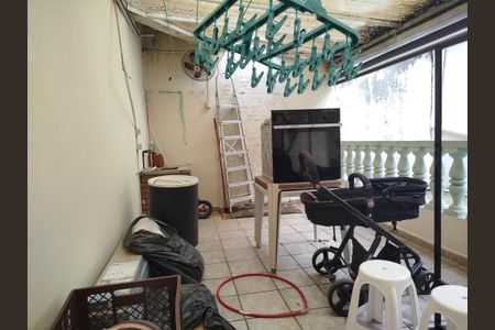 Casa à venda com 150m², 3 quartos e 2 vagasQuintal