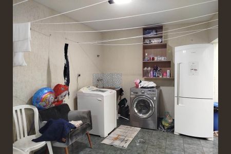 Casa à venda com 150m², 3 quartos e 2 vagasÁrea de Serviço