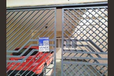 Casa à venda com 150m², 3 quartos e 2 vagasFachada - Placa cod. ZNHJ-76 inst. em 18/0326