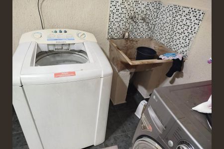 Casa à venda com 150m², 3 quartos e 2 vagasÁrea de Serviço