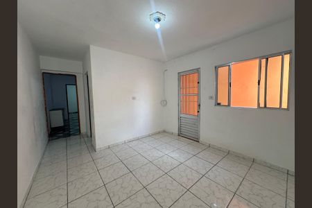 Casa para alugar com 80m², 2 quartos e sem vaga Casa para alugar com 80m², 2 quartos e sem vagaSala