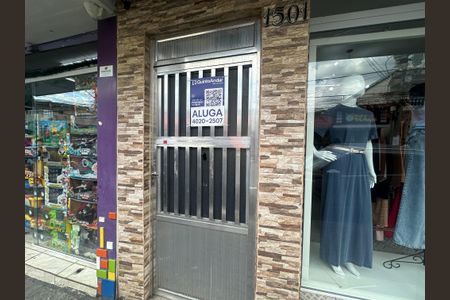 Casa para alugar com 80m², 2 quartos e sem vaga Casa para alugar com 80m², 2 quartos e sem vagaFachada