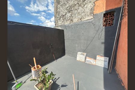 Casa para alugar com 80m², 2 quartos e sem vaga Casa para alugar com 80m², 2 quartos e sem vagaQuintal