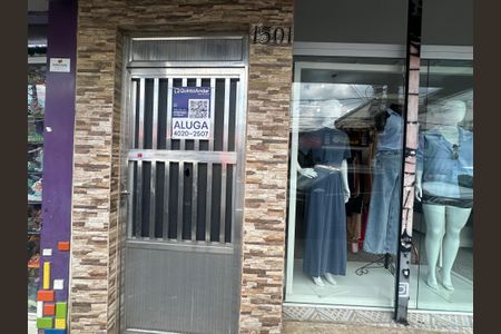 Casa para alugar com 80m², 2 quartos e sem vaga Casa para alugar com 80m², 2 quartos e sem vagaFachada