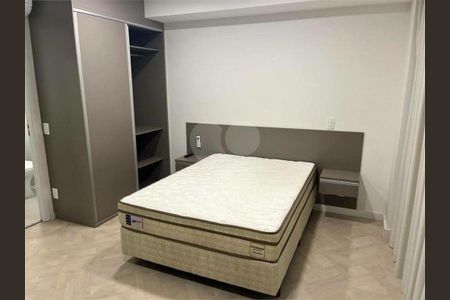 Apartamento à venda com 26m², 1 quarto e sem vaga