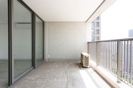 Varanda de kitnet/studio à venda com 1 quarto, 41m² em Vila Gomes Cardim, São Paulo