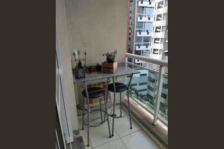 Apartamento à venda com 60m², 2 quartos e 1 vaga