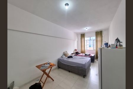 Sala/Quarto  de apartamento à venda com 1 quarto, 26m² em Centro, Rio de Janeiro