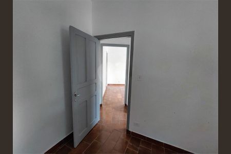 Casa à venda com 4 quartos, 208m² em Vila Bertioga, São Paulo
