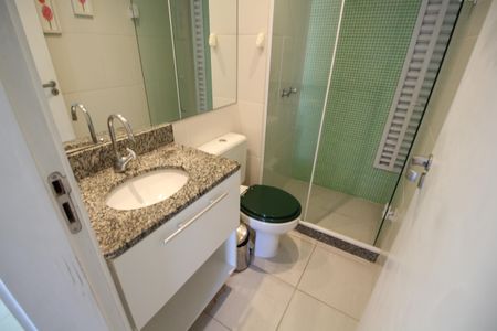 Apartamento à venda com 60m², 2 quartos e 1 vagaBanheiro Social