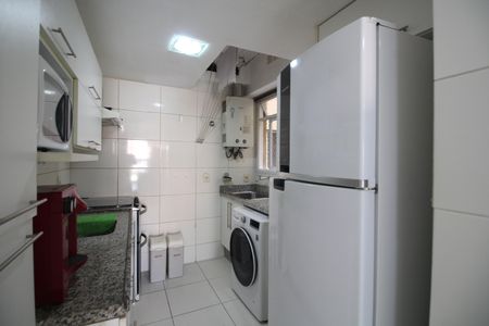 Apartamento à venda com 60m², 2 quartos e 1 vagaCozinha