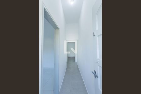 Casa à venda com 273m², 5 quartos e 4 vagasCorredor casa 2