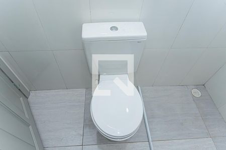 Casa à venda com 273m², 5 quartos e 4 vagasBanheiro casa 1