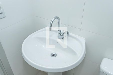 Casa à venda com 273m², 5 quartos e 4 vagasBanheiro casa 2