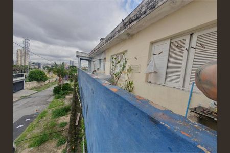 Casa à venda com 96m², 3 quartos e 2 vagas