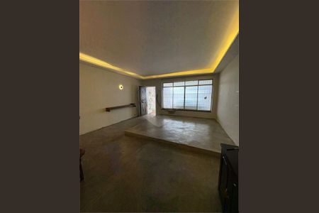 Casa à venda com 3 quartos, 163m² em Vila Prudente, São Paulo