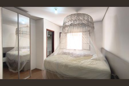 Casa à venda com 425m², 2 quartos e 8 vagasSuíte