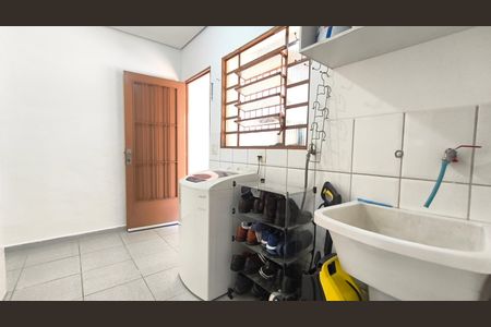 Casa à venda com 425m², 2 quartos e 8 vagasÁrea de Serviço