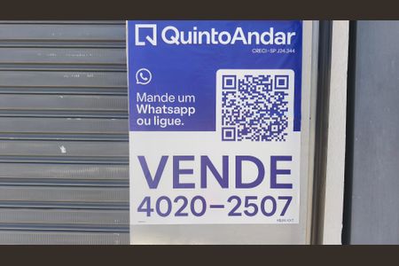 Casa à venda com 425m², 2 quartos e 8 vagasPlaquinha