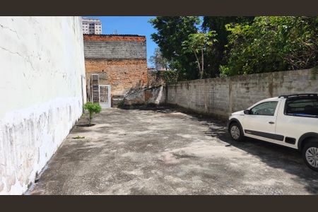 Casa à venda com 425m², 2 quartos e 8 vagasQuintal