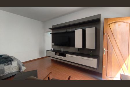 Casa à venda com 425m², 2 quartos e 8 vagasSala