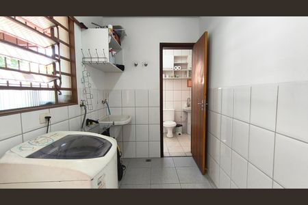 Casa à venda com 425m², 2 quartos e 8 vagasÁrea de Serviço