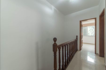 Casa para alugar com 150m², 3 quartos e 2 vagasCorredor