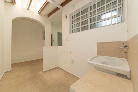 Casa para alugar com 150m², 3 quartos e 2 vagasLavanderia