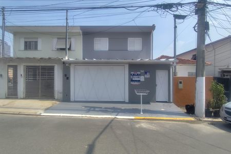 Casa para alugar com 150m², 3 quartos e 2 vagasFachada