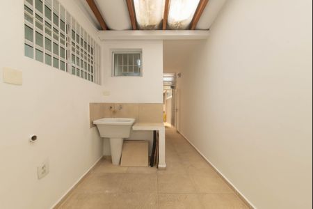 Casa para alugar com 150m², 3 quartos e 2 vagasLavanderia